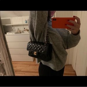 💯Chanel patent flap bag